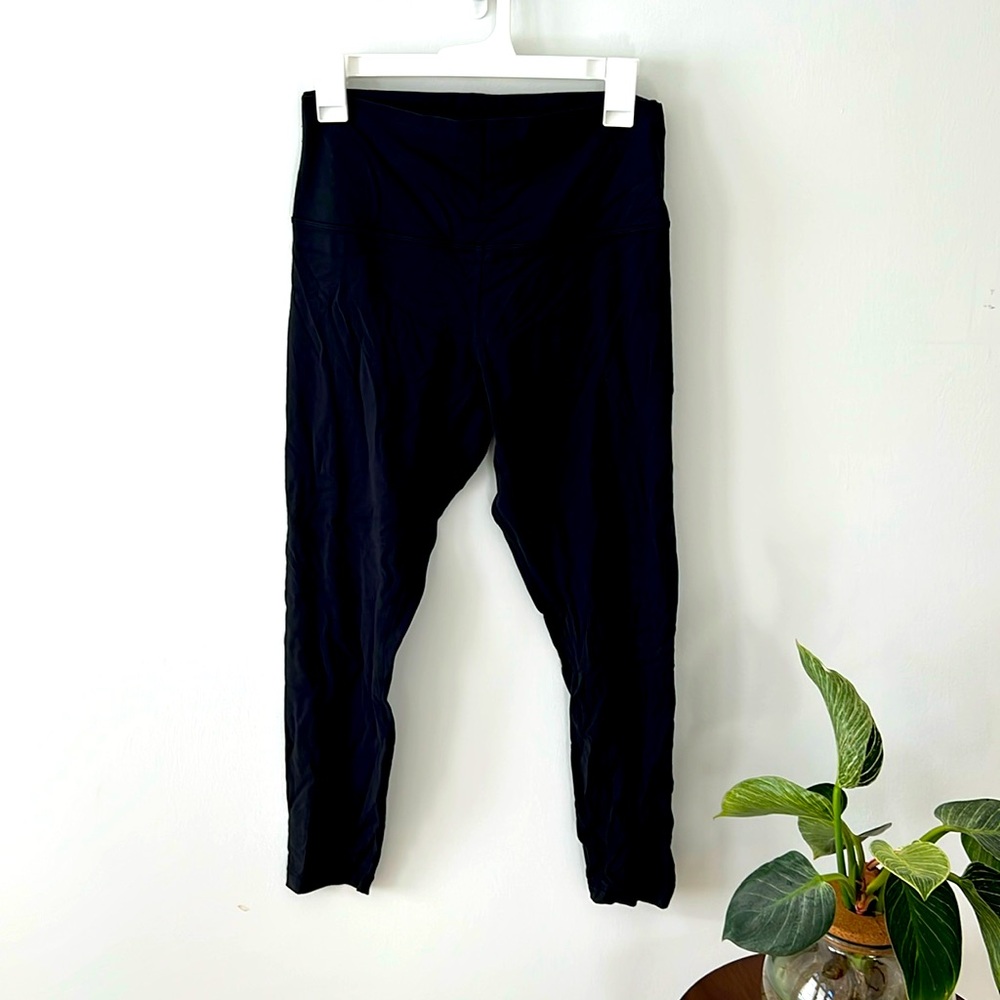 Gently used size 10 Black Lululemon Align 25” inseam leggings